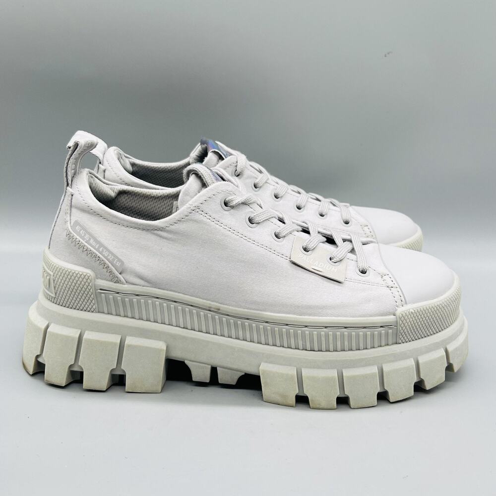 Palladium Shoes Womens 6.5 Gray Canvas Chunky Lug Platform Sneakers Comfort